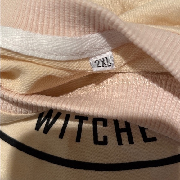 Sanderson sisters brewing co. NWOT - Picture 3 of 4